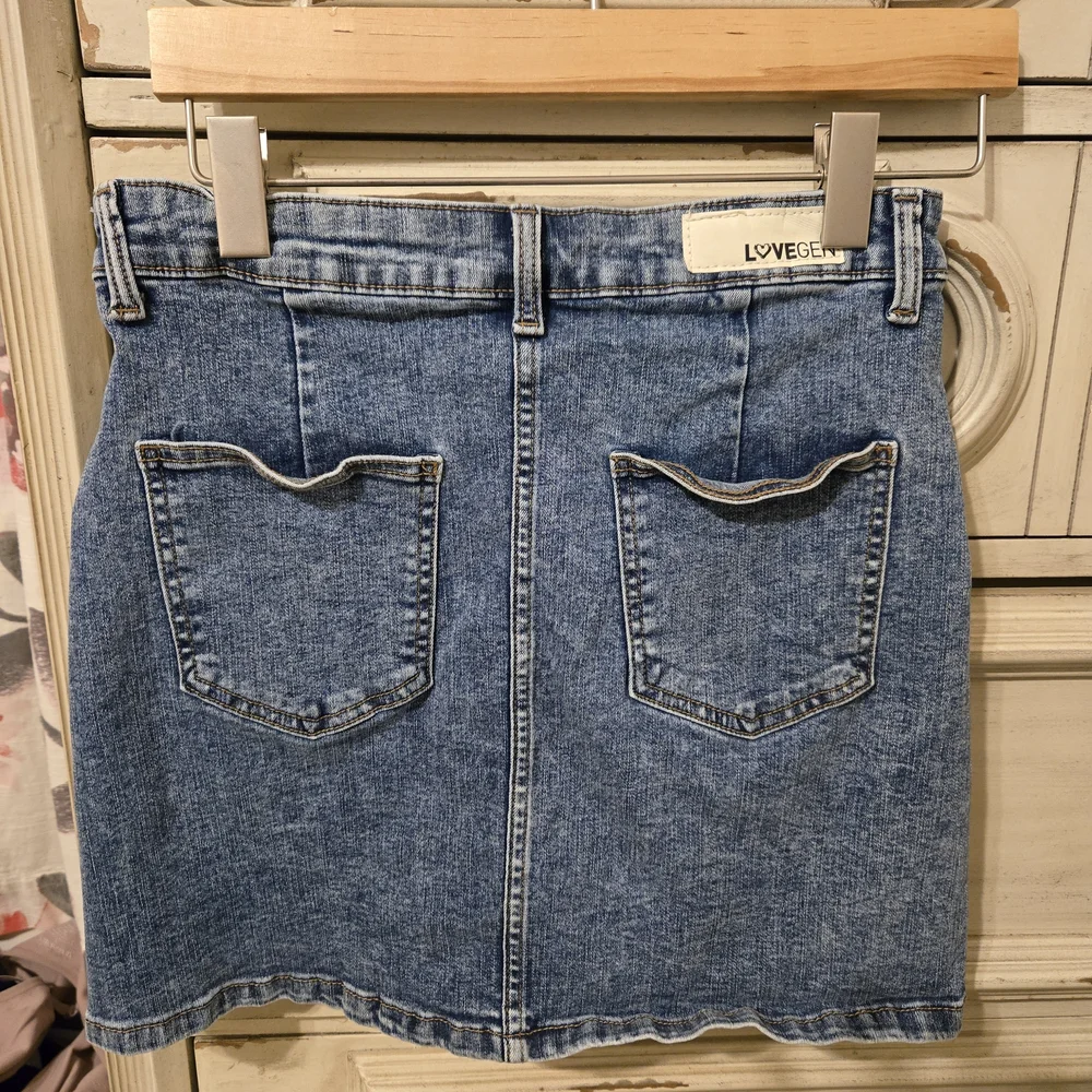 LoveGen Blue Denim Skirt - Picture 2 of 3